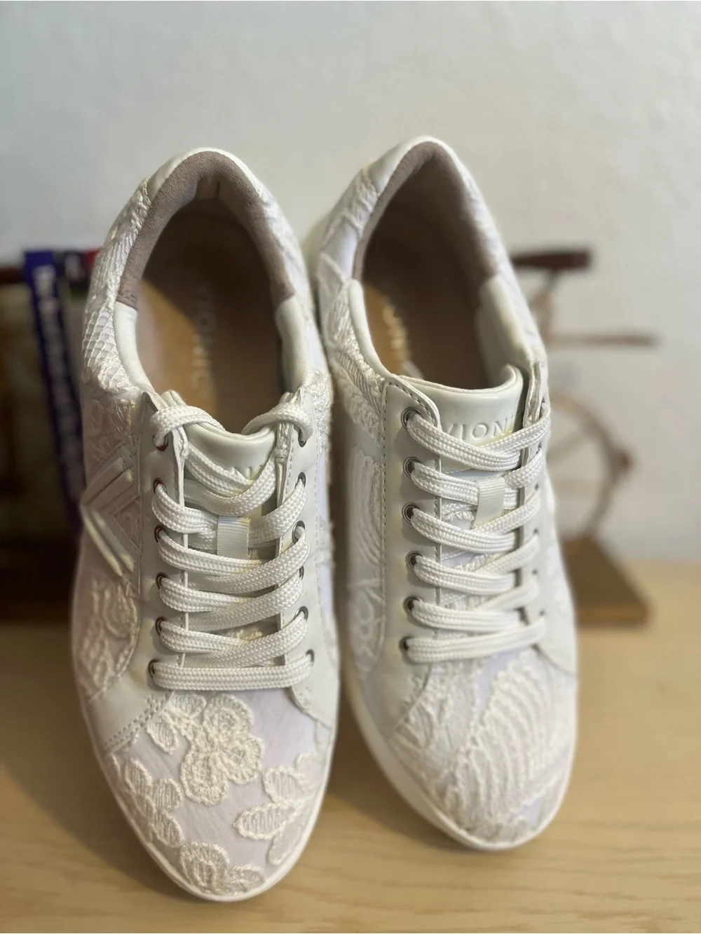 Vionic White Lace-Up Floral Detail Sneakers